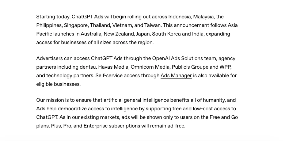 OpenAI 广告推广文案,展示了“Free and Go”广告和无广告的“Plus”版本